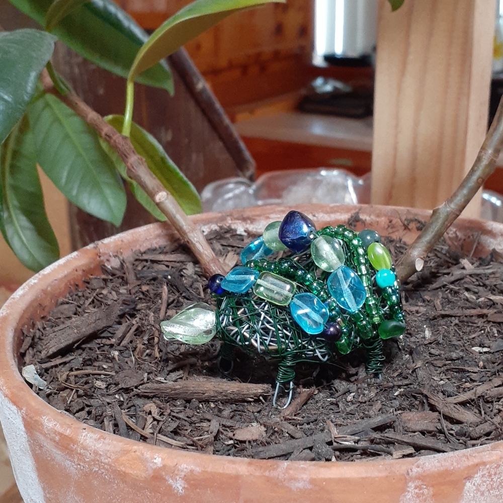 Handcrafted Beads & Wire Turtle Desk Ornament